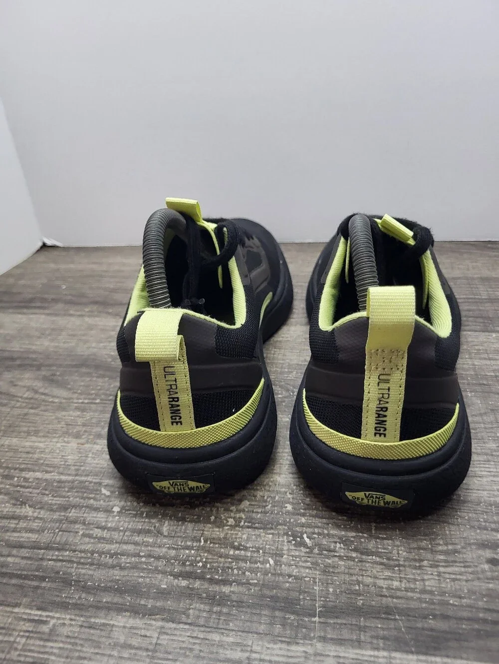 Vans UltraRange Exo SE Black Green Low Sneakers Shoes Men's 7.5 Women's 9